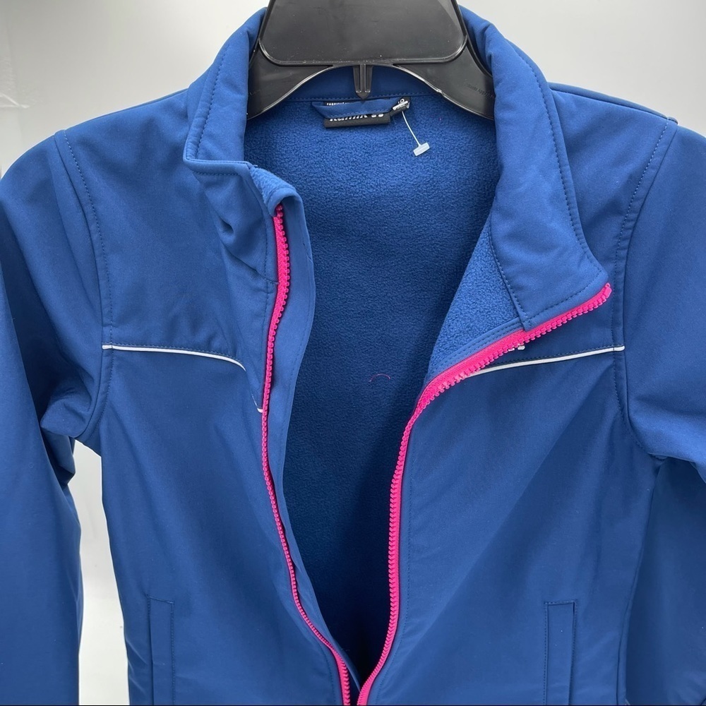 Kamik Soft Shell Jacket - Picture 4 of 8